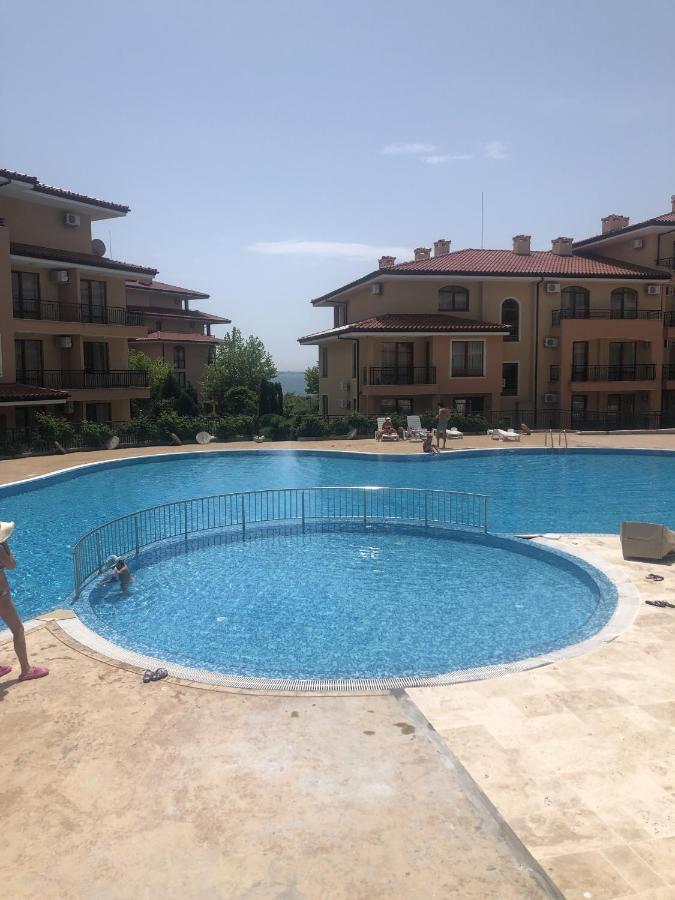 Menada Sky Dreams Apartment Sveti Vlas Ngoại thất bức ảnh