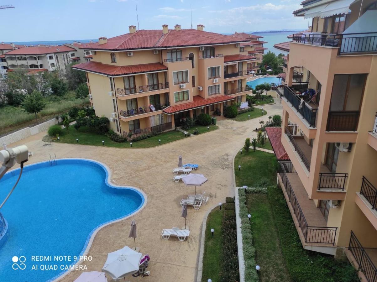Menada Sky Dreams Apartment Sveti Vlas Ngoại thất bức ảnh