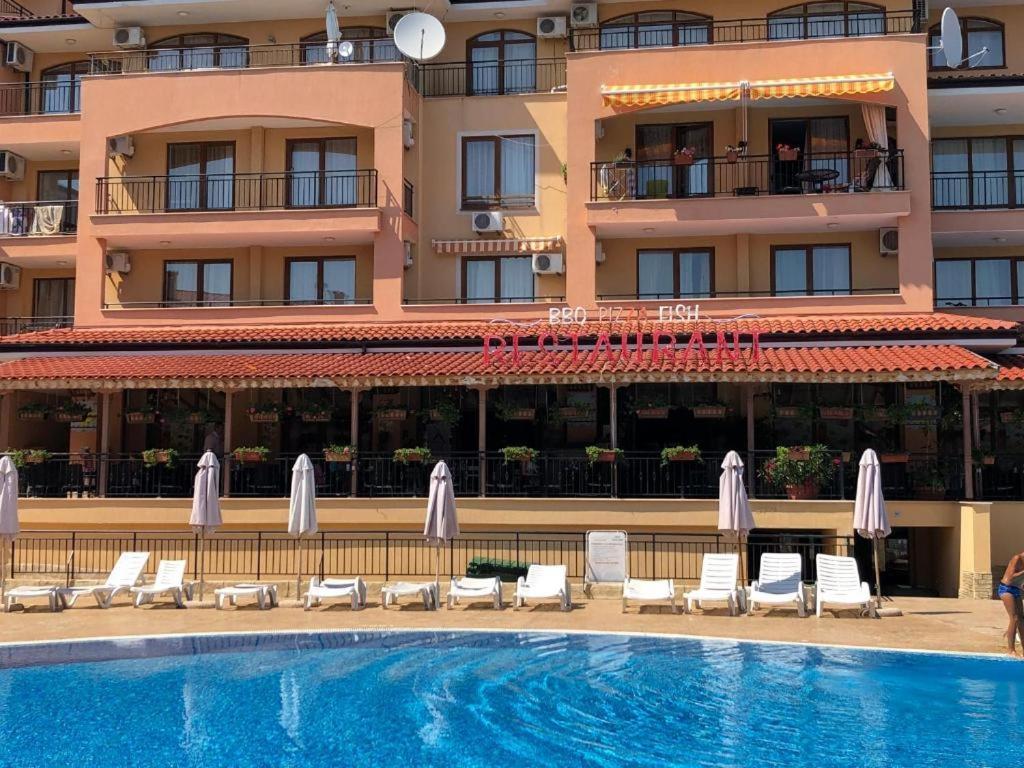 Menada Sky Dreams Apartment Sveti Vlas Ngoại thất bức ảnh